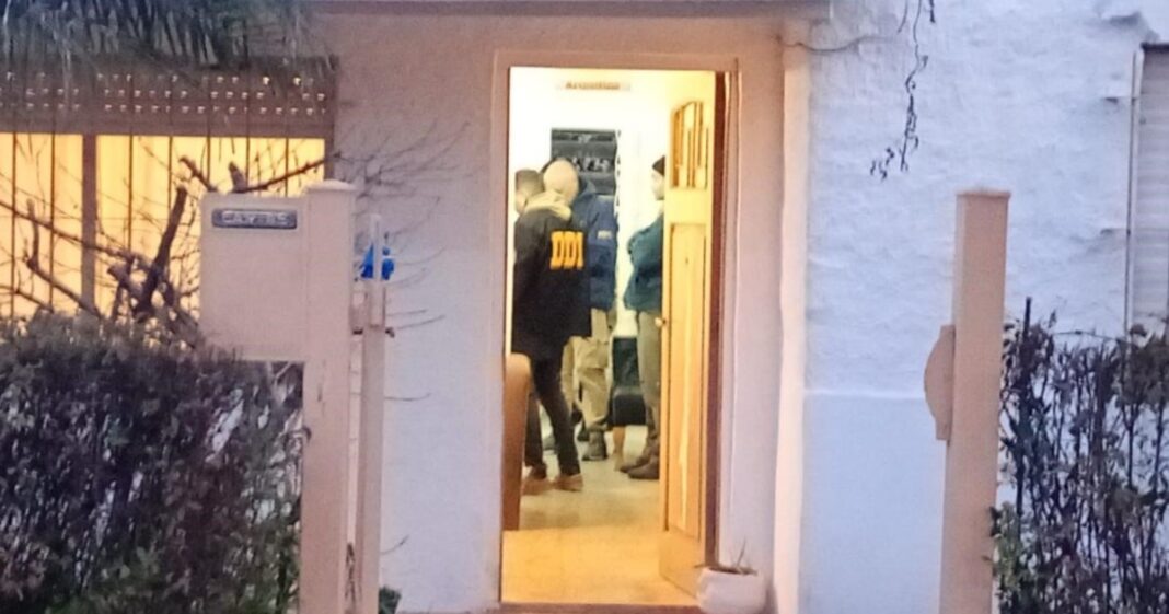 1785048-dejate-de-joder-con-la-vtv-y-las-fotomultas-vandalizaron-un-local-de-la-coalicion-civ688aaa107fbf8