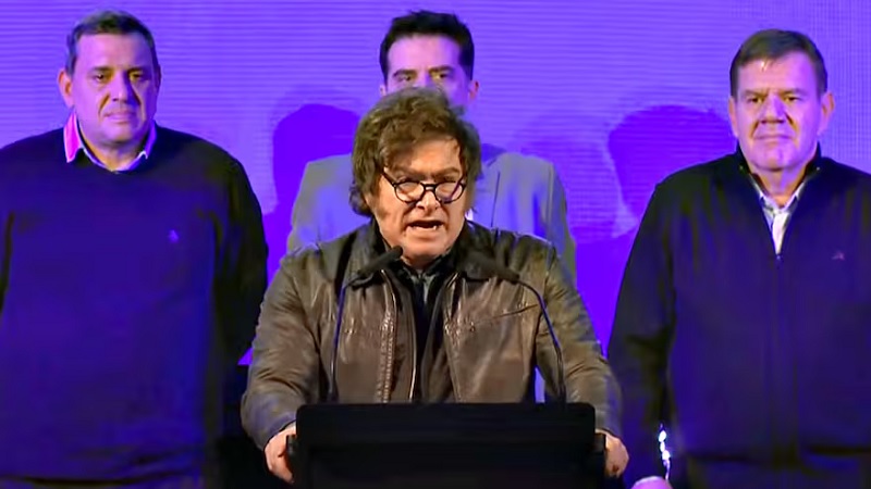 1878381-mano-dura-y-motosierra-la-formula-de-campana-de-milei-para-la-provincia-de-buenos-aires