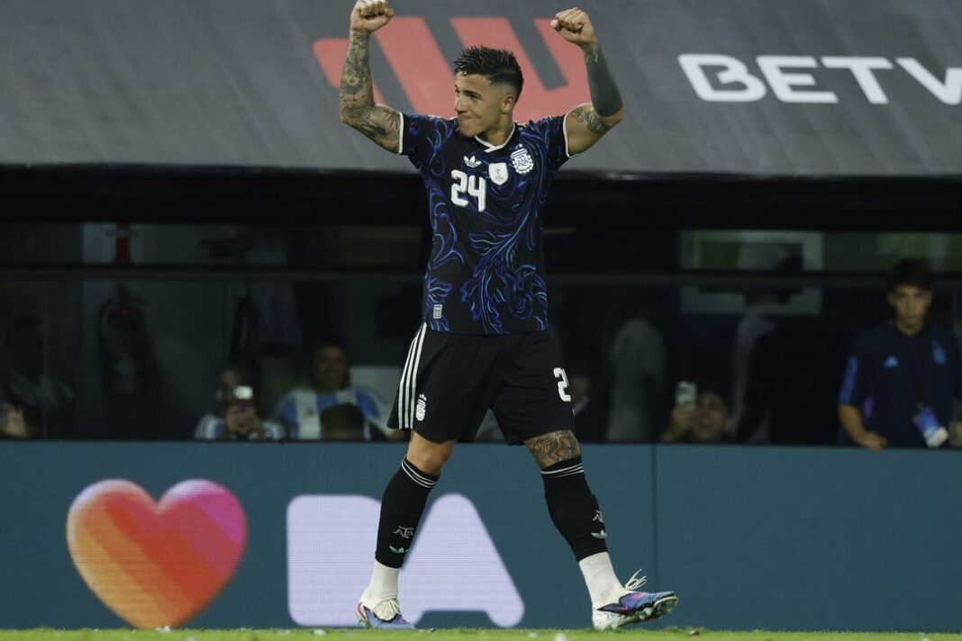 La Selección Argentina en partido amistoso en el estadio La Bombonera